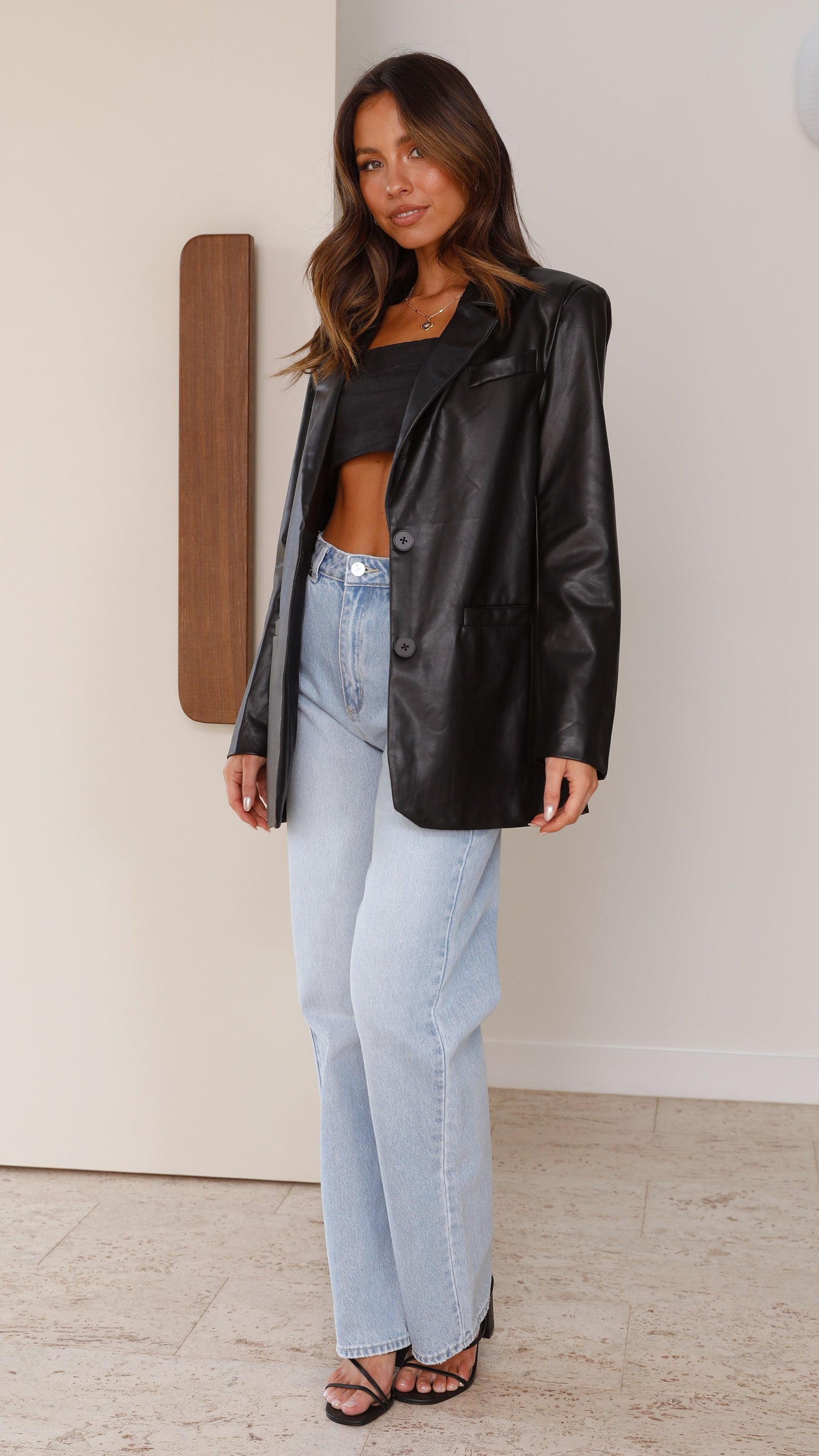 Blazer de cuero Anira - En invierno