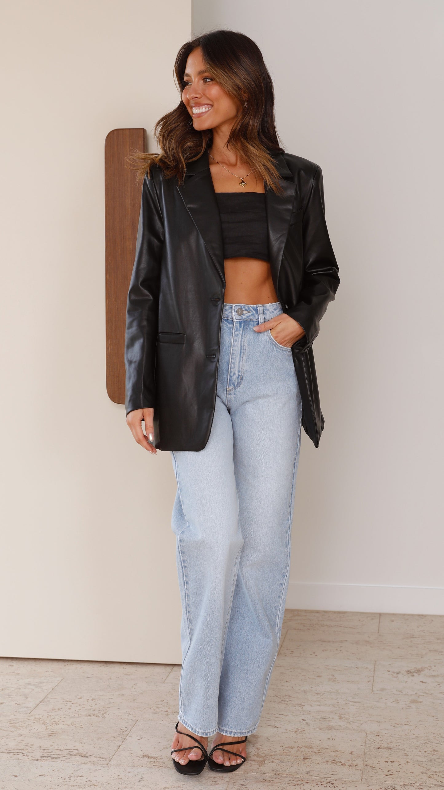 Blazer de cuero Anira - En invierno