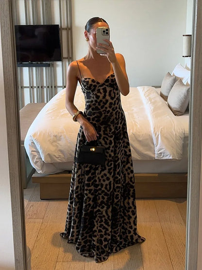 Vestido Largo Verona – Estampado Animal con Tirantes y Escote en V