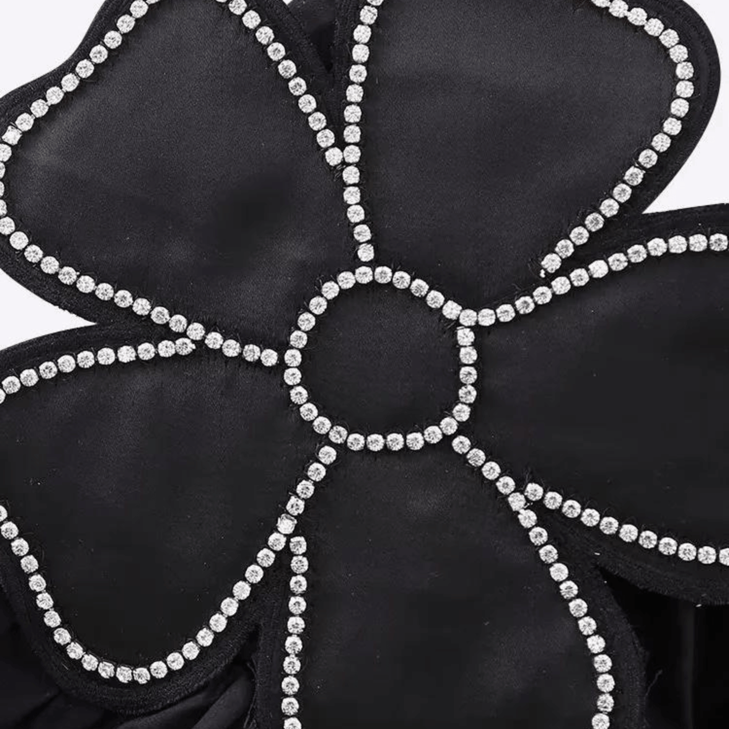 Cropped Lotus Black