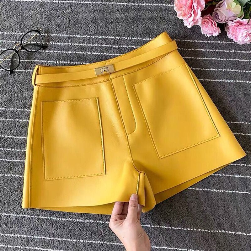Pantalones cortos de cuero de colores
